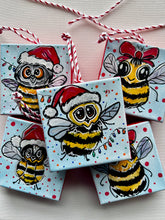 Load image into Gallery viewer, Oh Christmas Bee