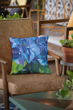 Load image into Gallery viewer, Hydrangea Painting Throw Pillow